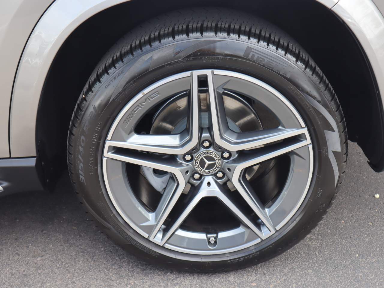 2021 Mercedes-Benz GLS 580