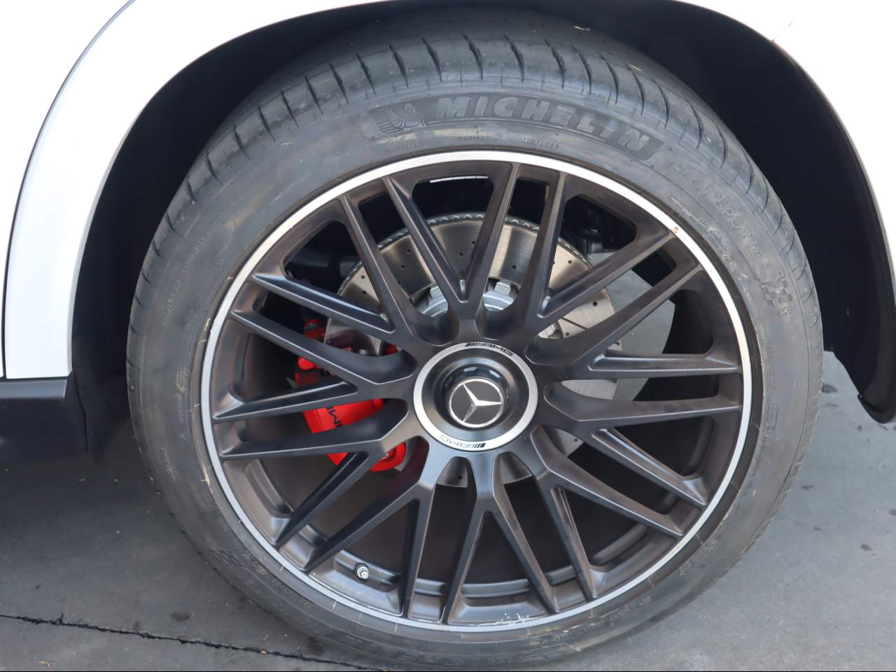 2025 Mercedes-Benz AMG GLS 63