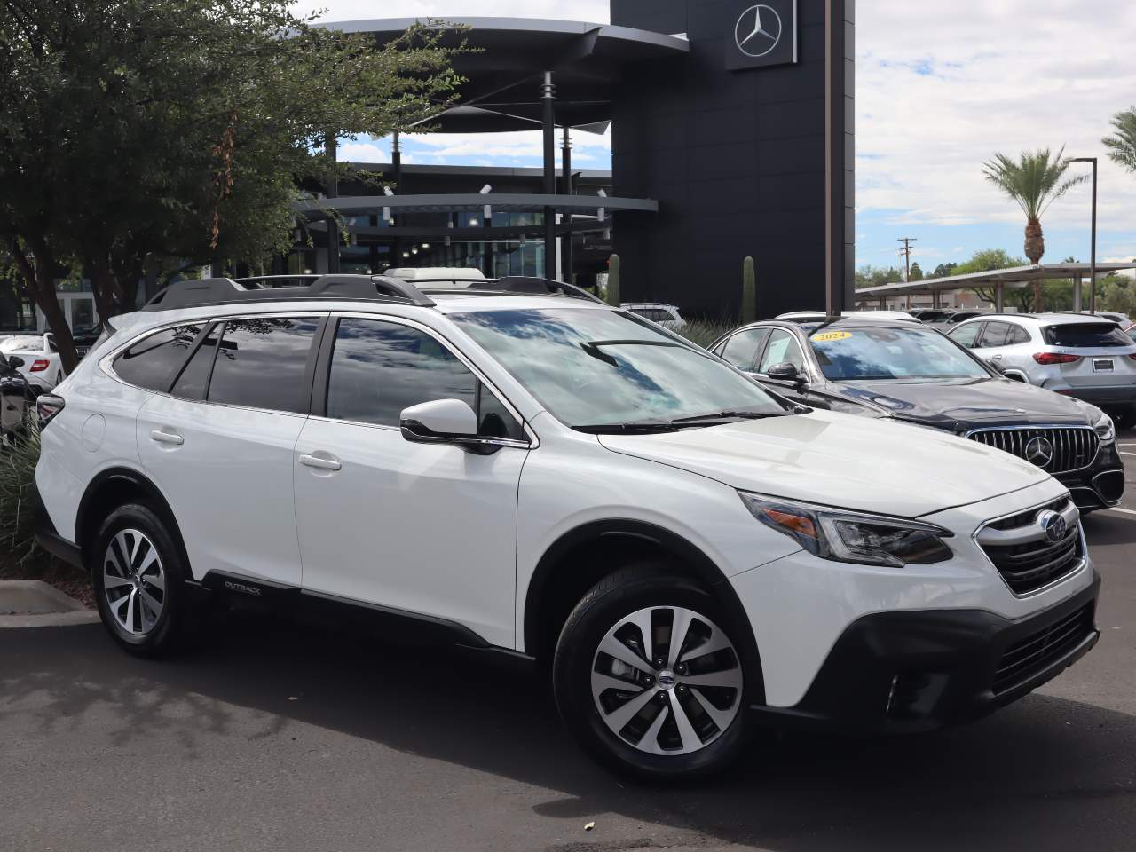 Ice Silver Metallic 2025 Subaru Outback SUV / Crossover All-Wheel Drive 8-Speed CVT