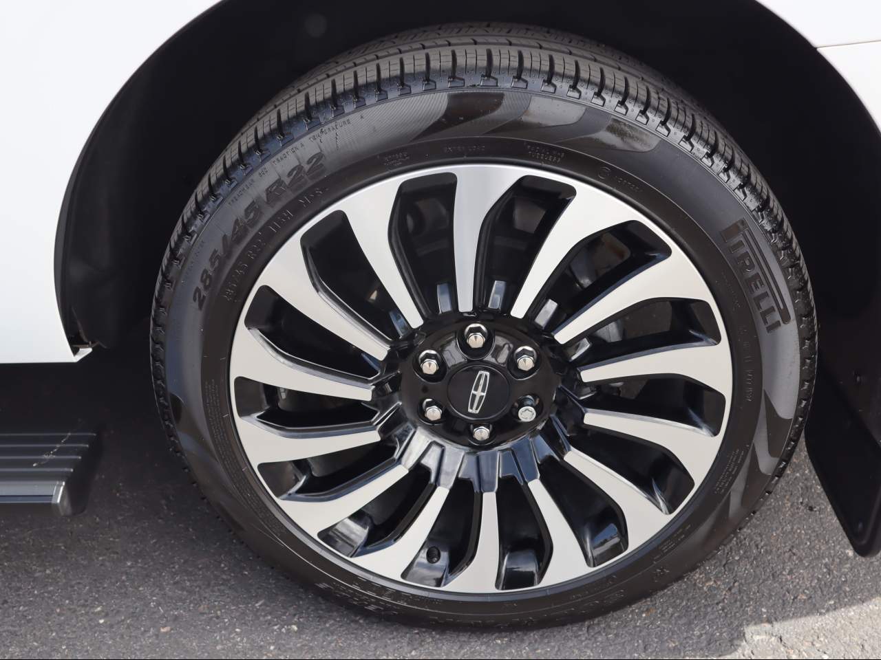 2024 Lincoln Navigator Black Label