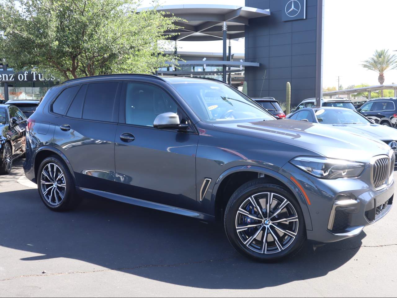 2022 BMW X5 M50i