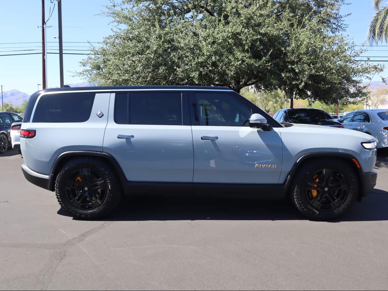 2023 Rivian R1S Launch Edition