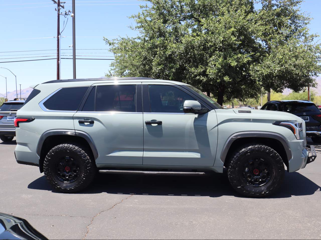 2023 Toyota Sequoia Limited