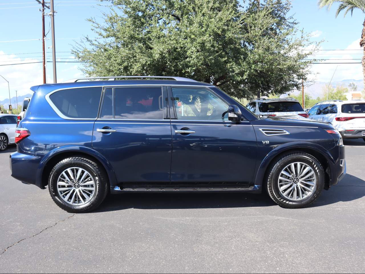 2021 Nissan Armada SL photo 2