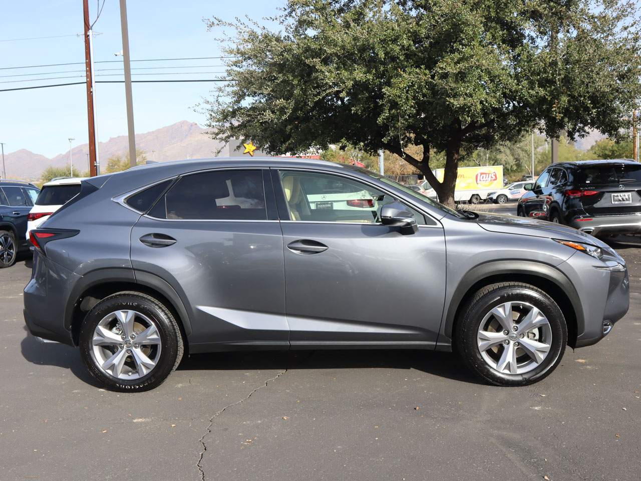 2017 Lexus NX 200t