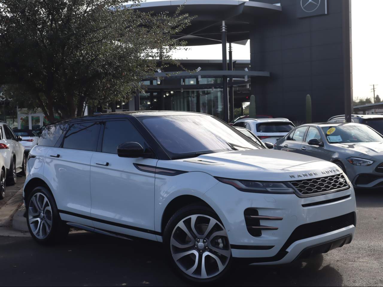 2020 Land Rover Range Rover Evoque First Edition's photo