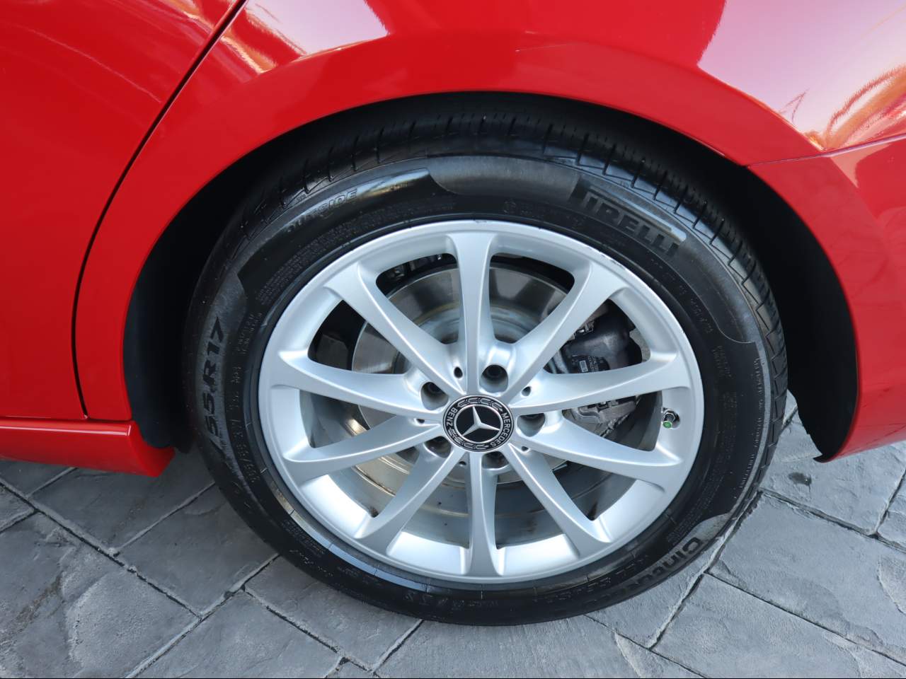 2020 Mercedes-Benz A-Class A 220 4MATIC Sedan
