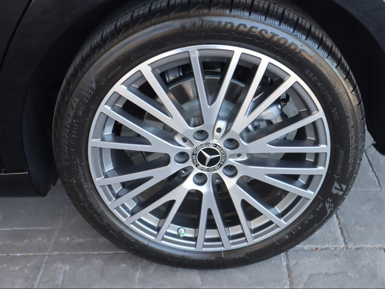 2025 Mercedes-Benz CLA 250