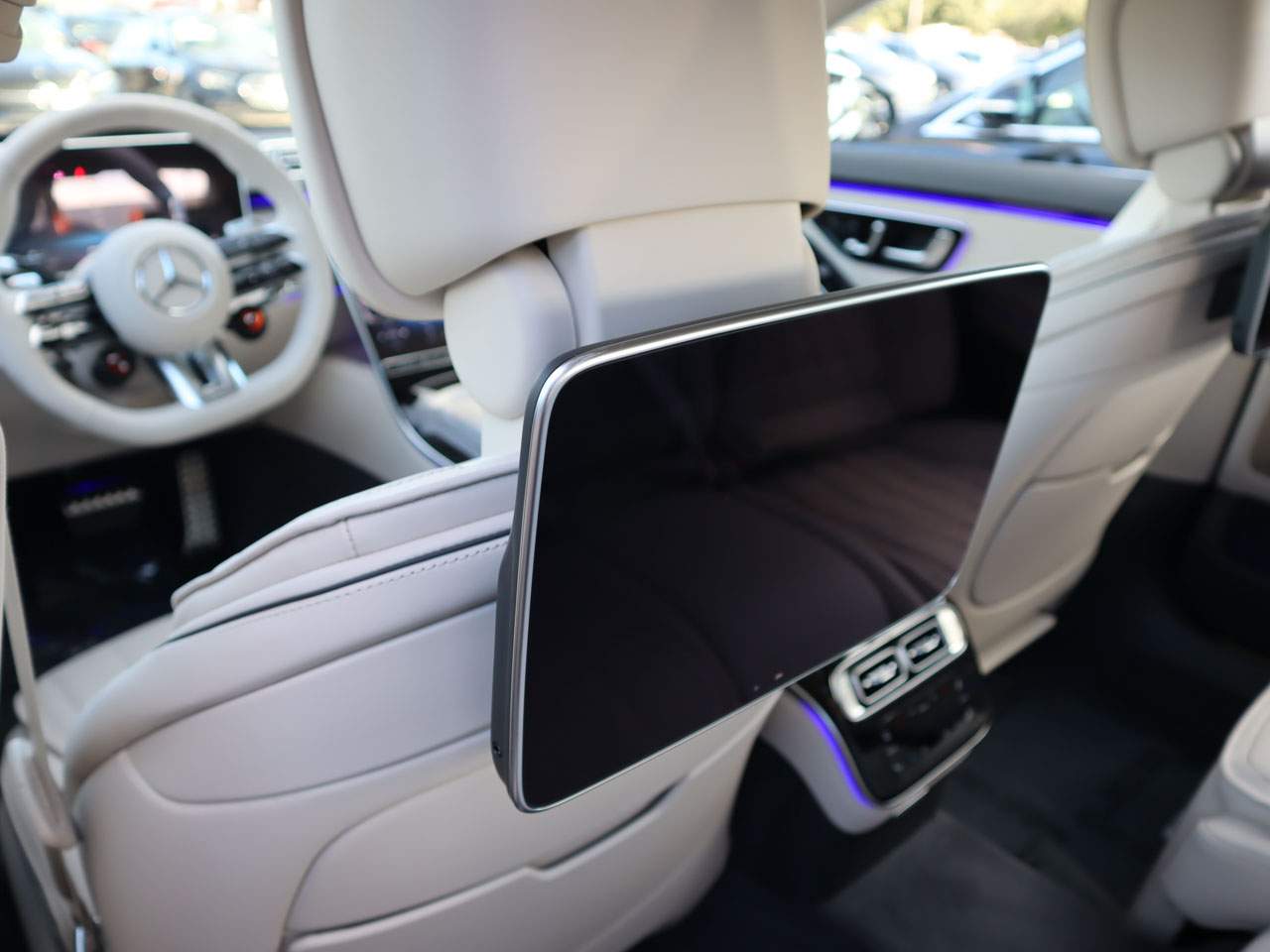 2025 Mercedes-Benz S-Class S 63 - Photo 17