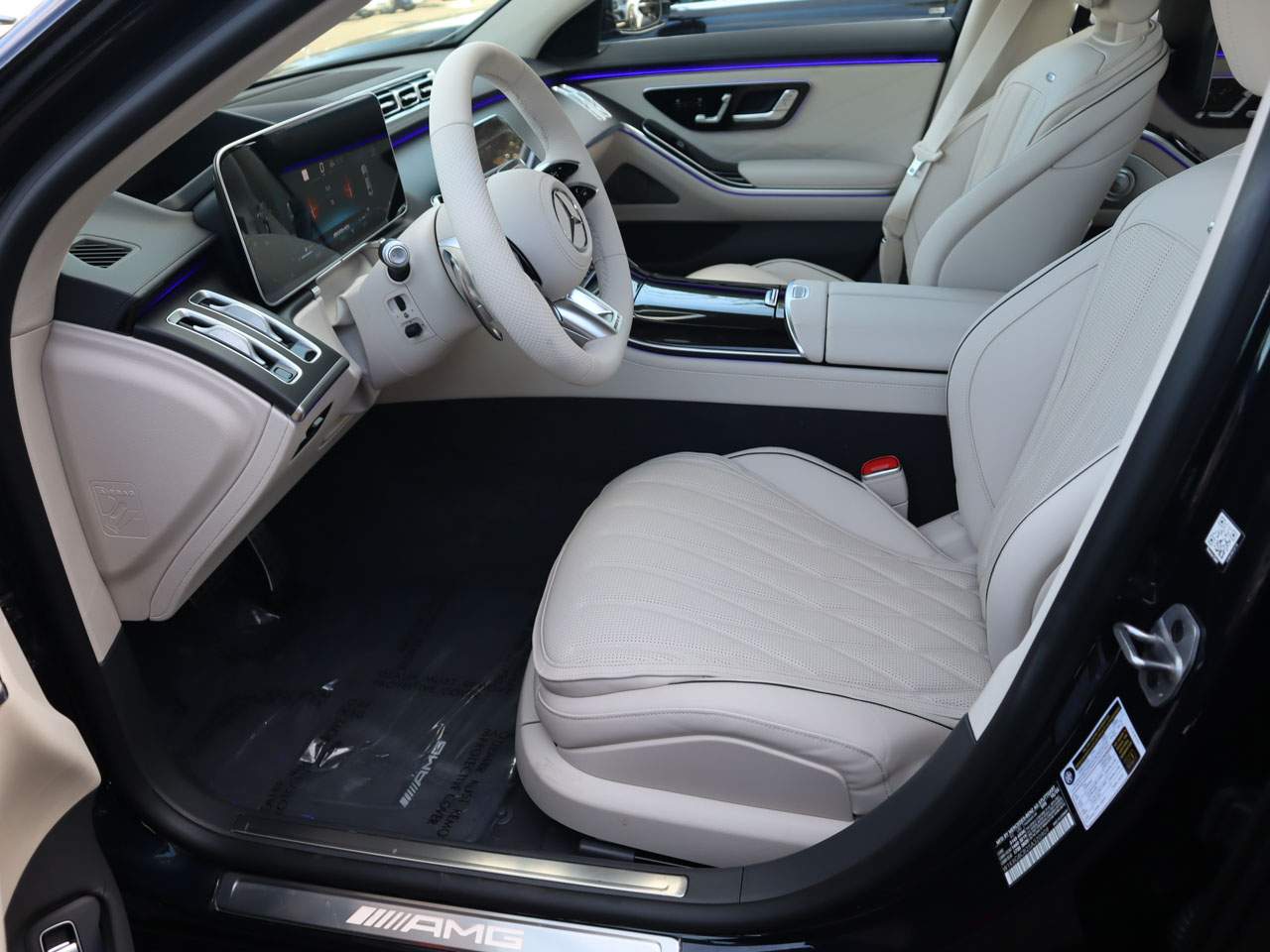 2025 Mercedes-Benz S-Class S 63 - Photo 10
