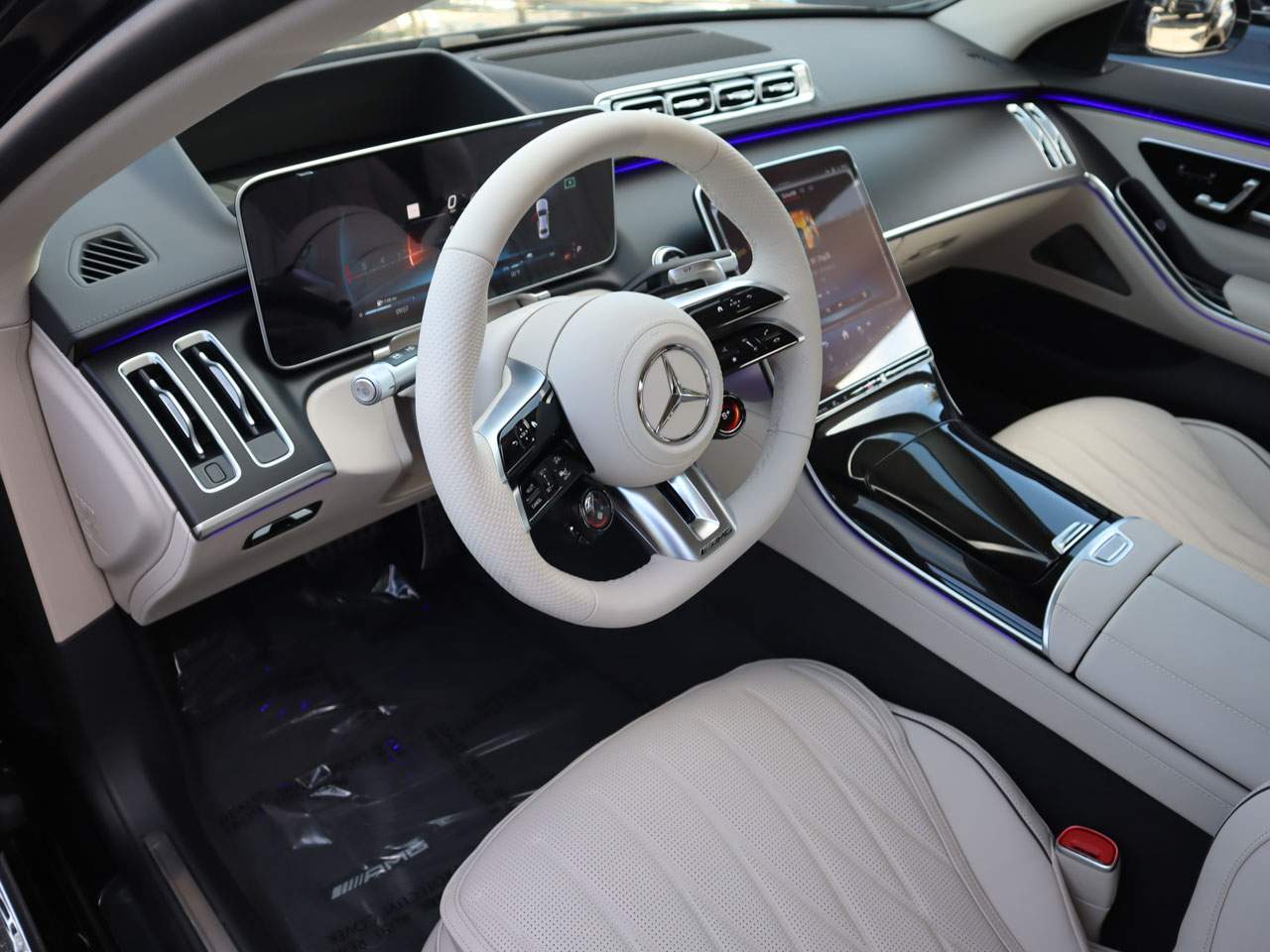 2025 Mercedes-Benz S-Class S 63 - Photo 11