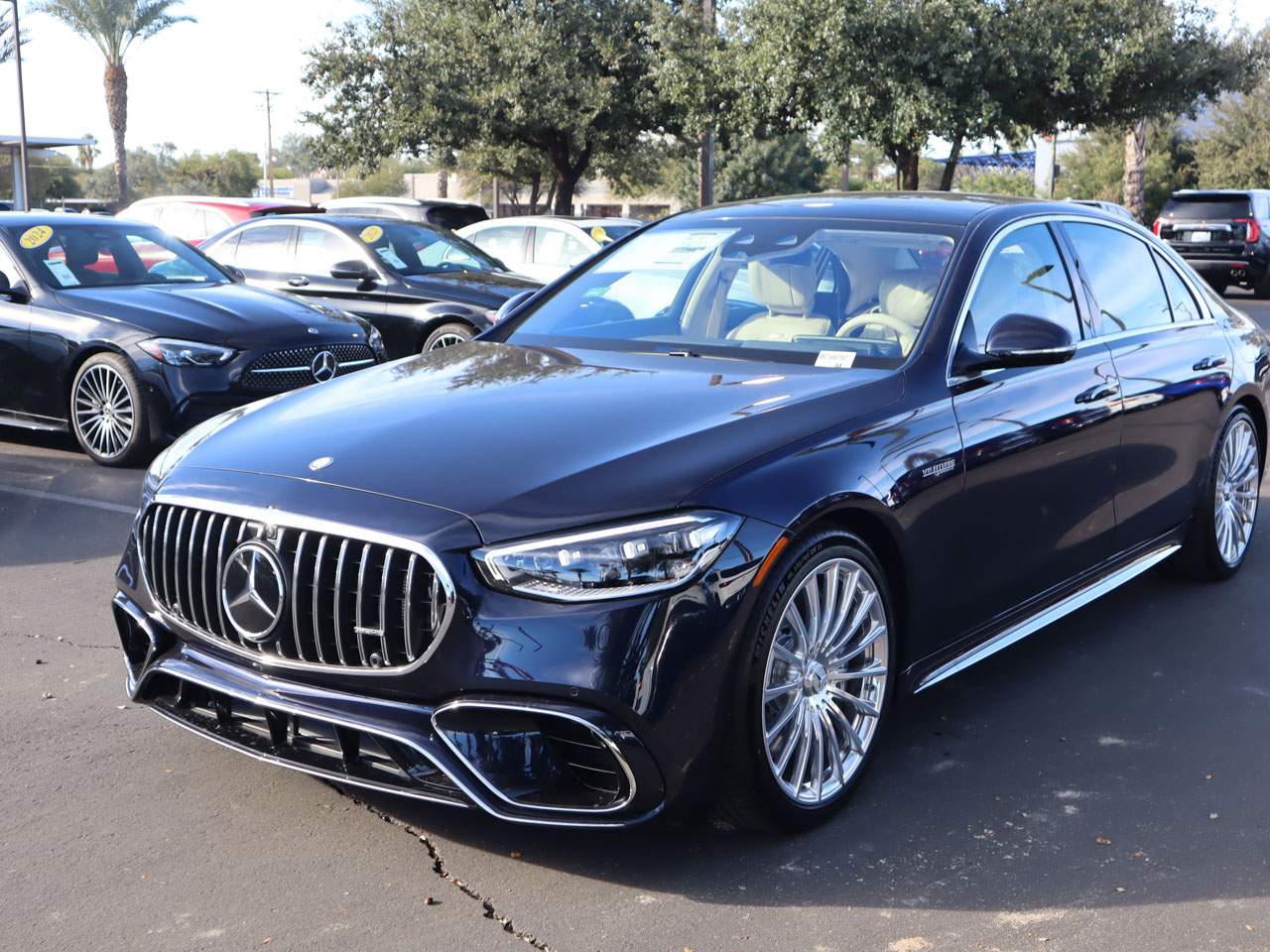 2025 Mercedes-Benz S-Class S 63 - Photo 7