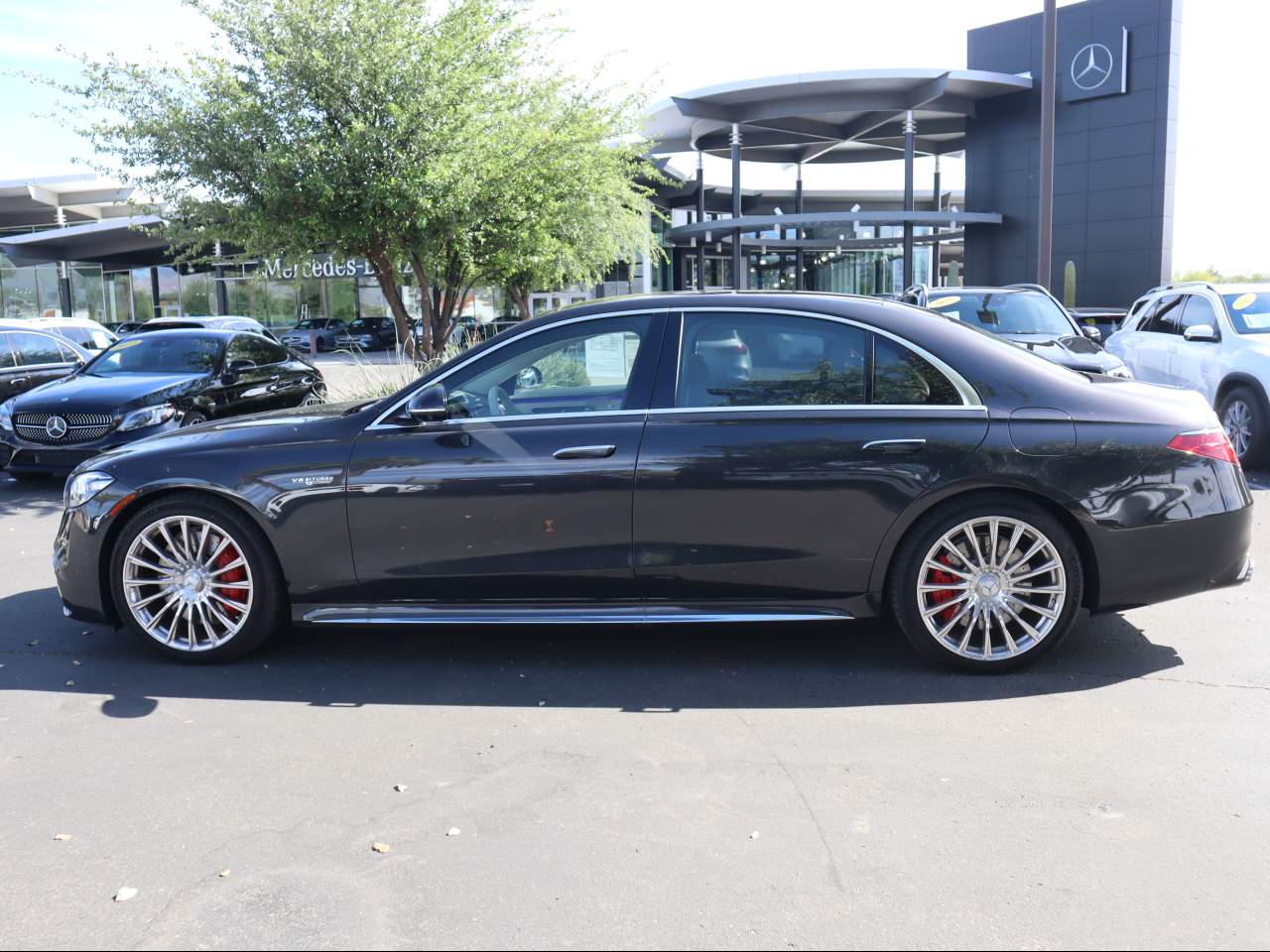 View vehicle photo 6