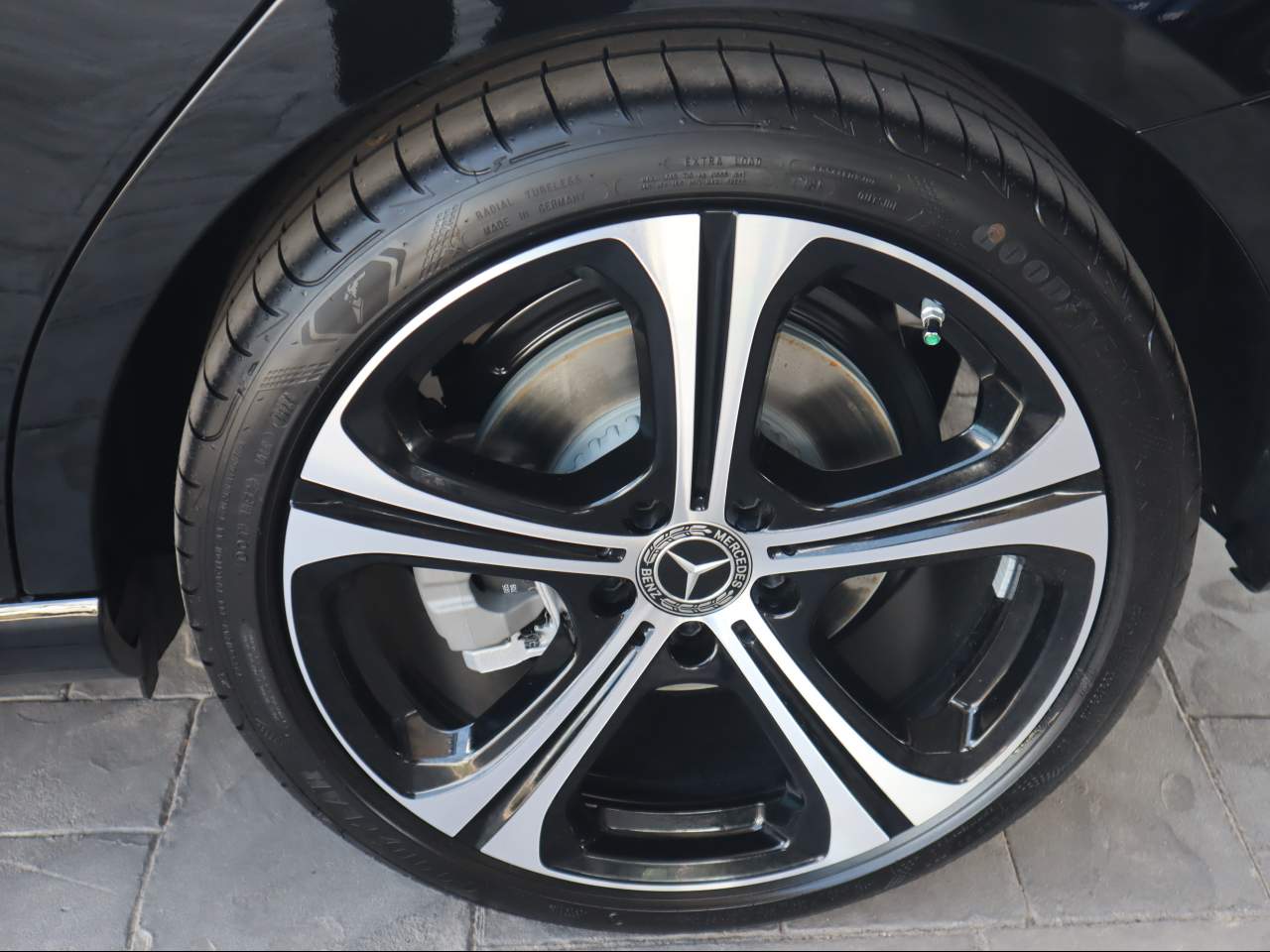 2025 Mercedes-Benz C300W C 300 Sedan