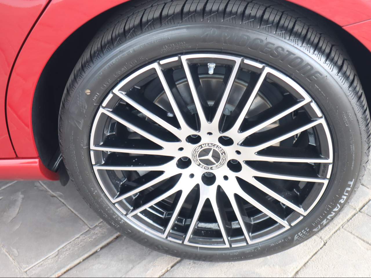 2025 Mercedes-Benz C-Class C 300 4MATIC Sedan