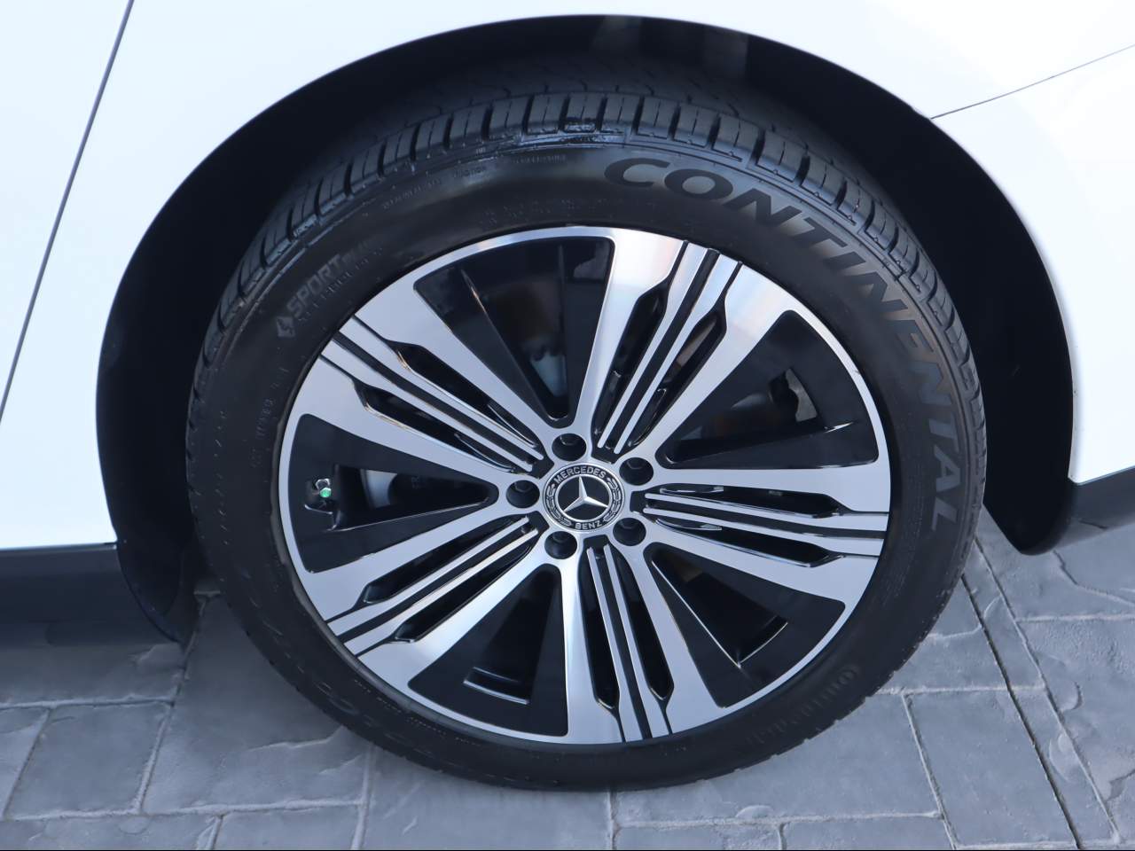 2022 Mercedes-Benz EQS 450+ Sedan