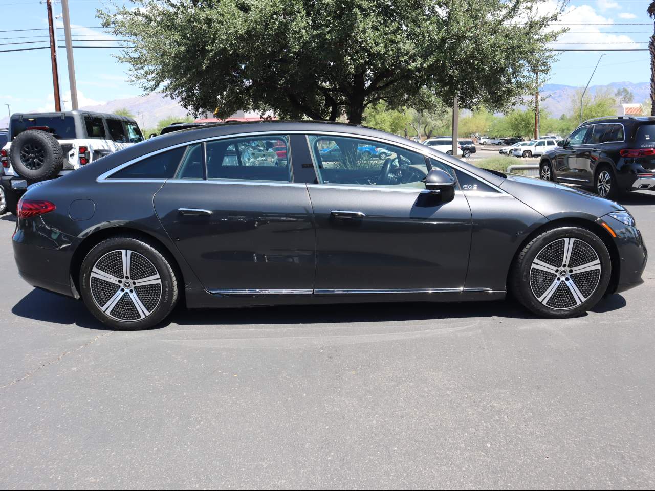 2023 Mercedes-Benz EQS 450+