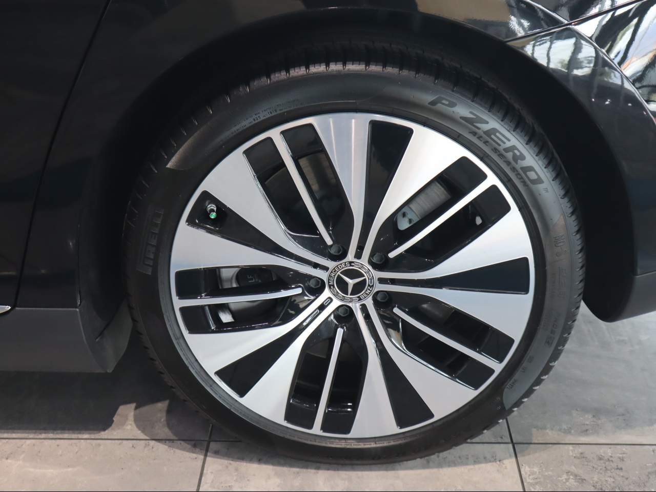 2024 Mercedes-Benz EQE 500 4MATIC