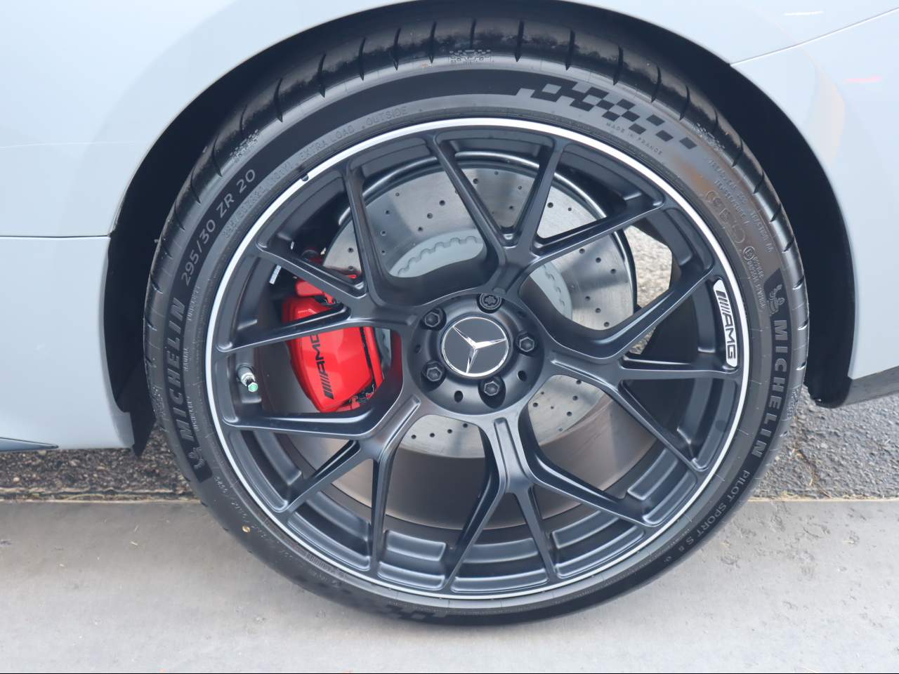 2025 Mercedes-Benz AMG CLE 53 4MATIC