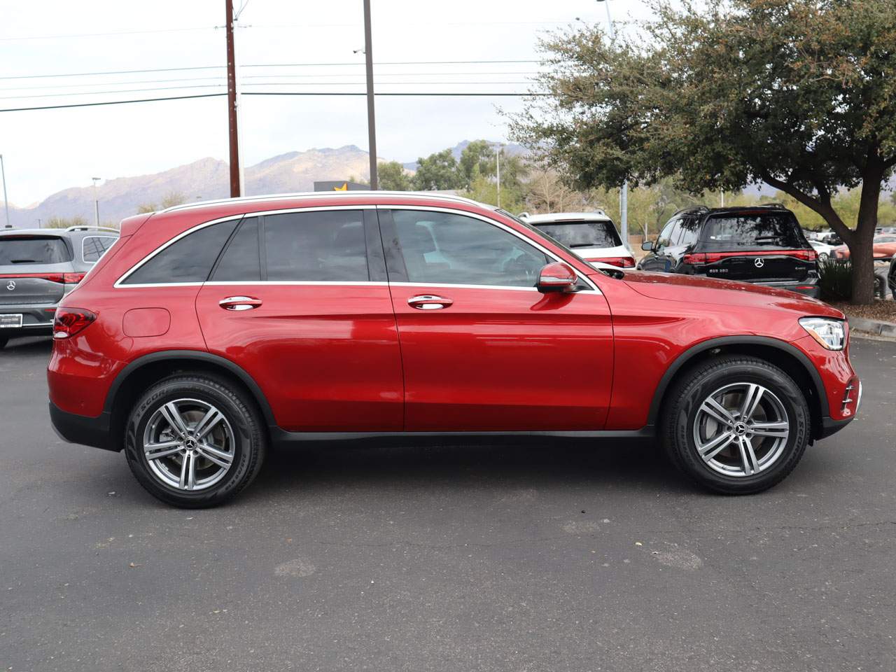 2021 Mercedes-Benz GLC 300