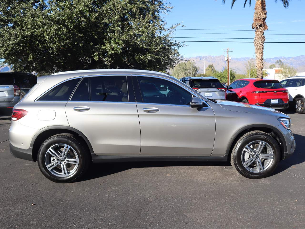 2022 Mercedes-Benz GLC 300