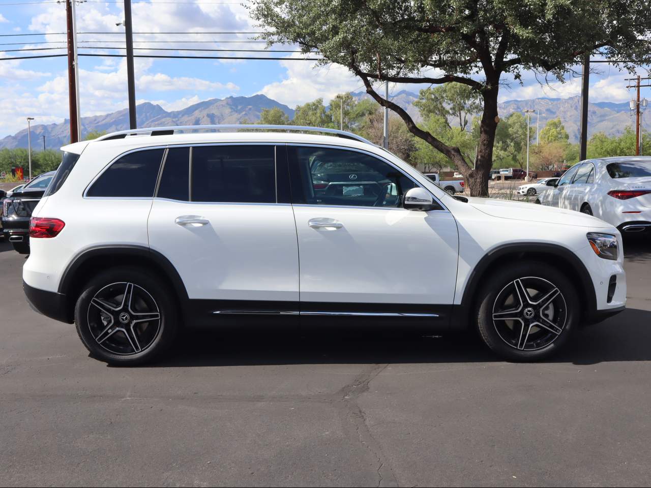 2026 Mercedes-Benz GLB 250 SUV