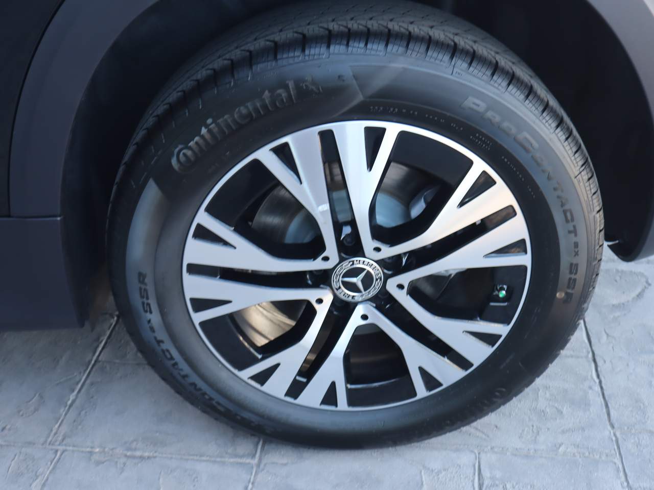 2026 Mercedes-Benz GLB 250 SUV