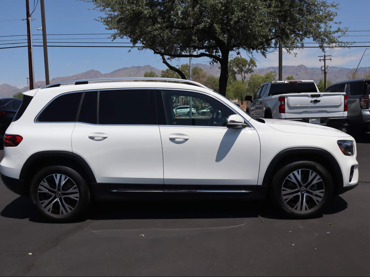 2026 Mercedes-Benz GLB 250 SUV