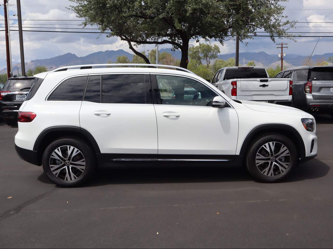 2026 Mercedes-Benz GLB 250 SUV