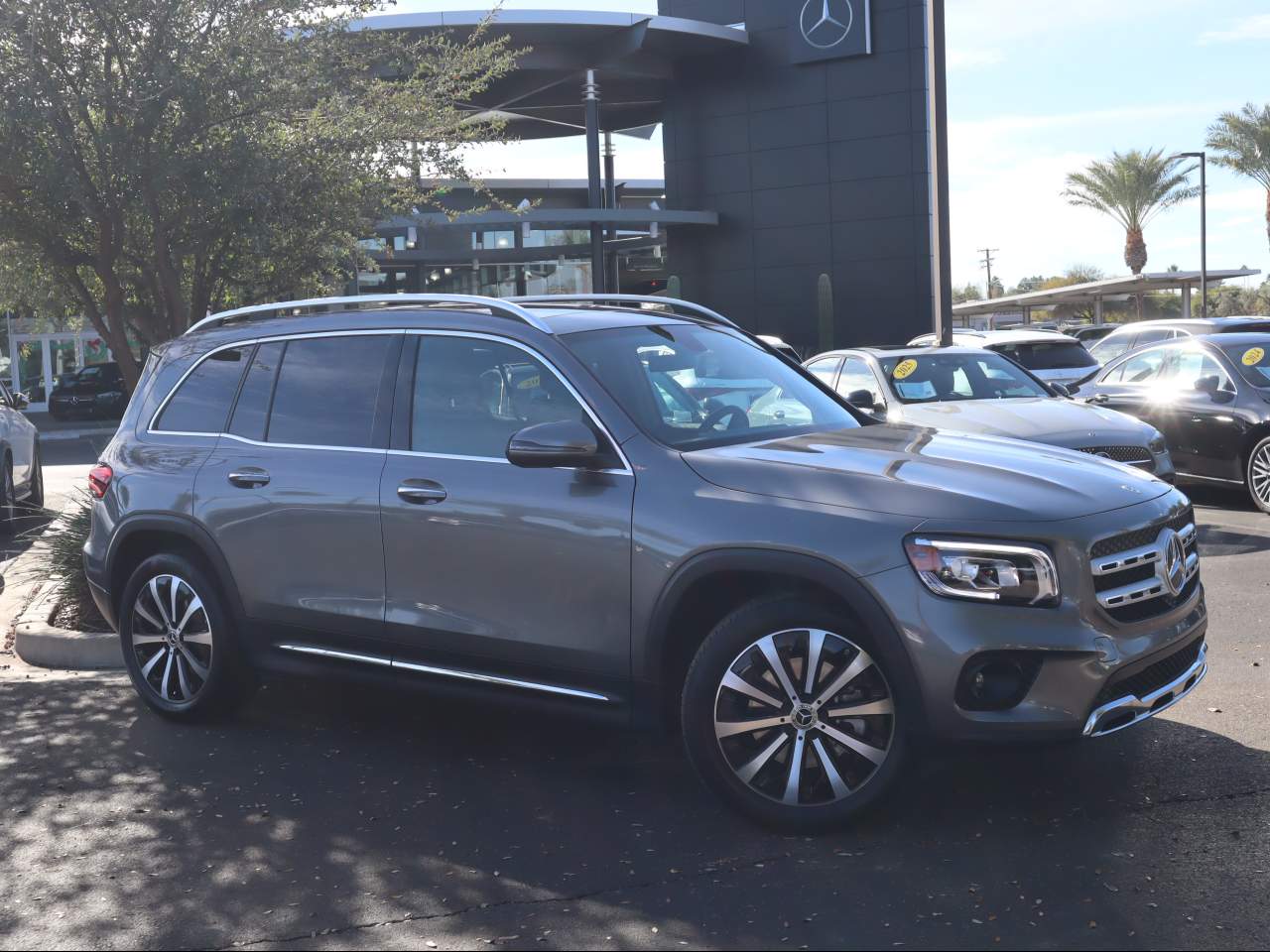 2023 Mercedes-Benz GLB 250