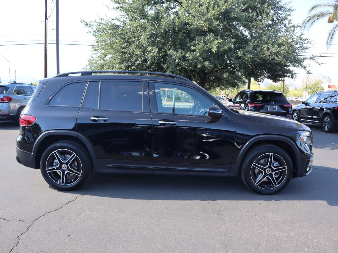 2025 Mercedes-Benz GLB 250 SUV