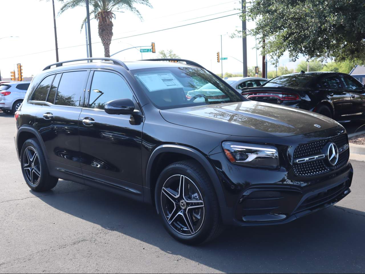 2025 Mercedes-Benz GLB Base - Photo 9