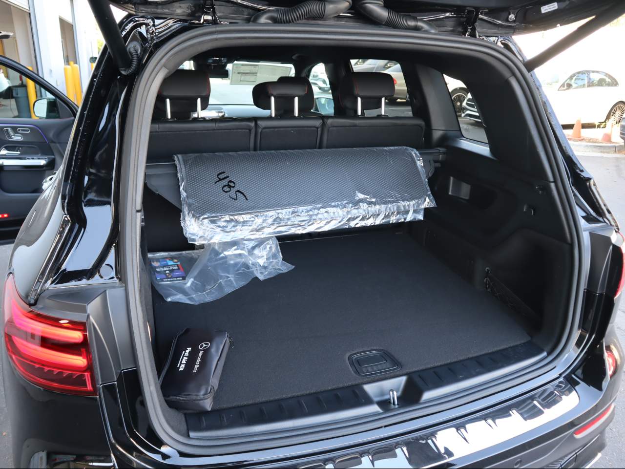2025 Mercedes-Benz GLB Base - Photo 18