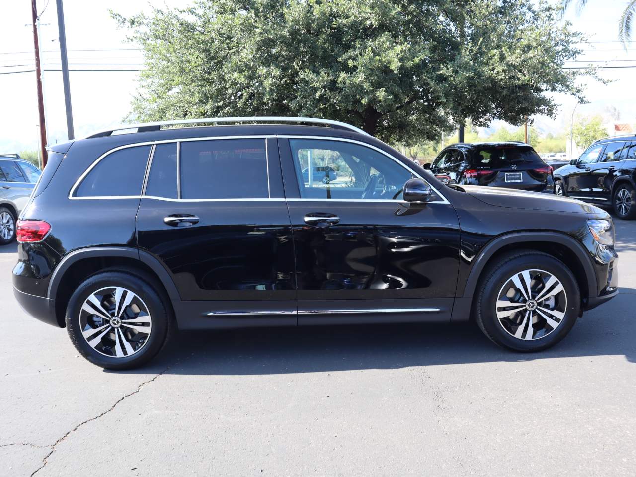2025 Mercedes-Benz GLB 250 SUV