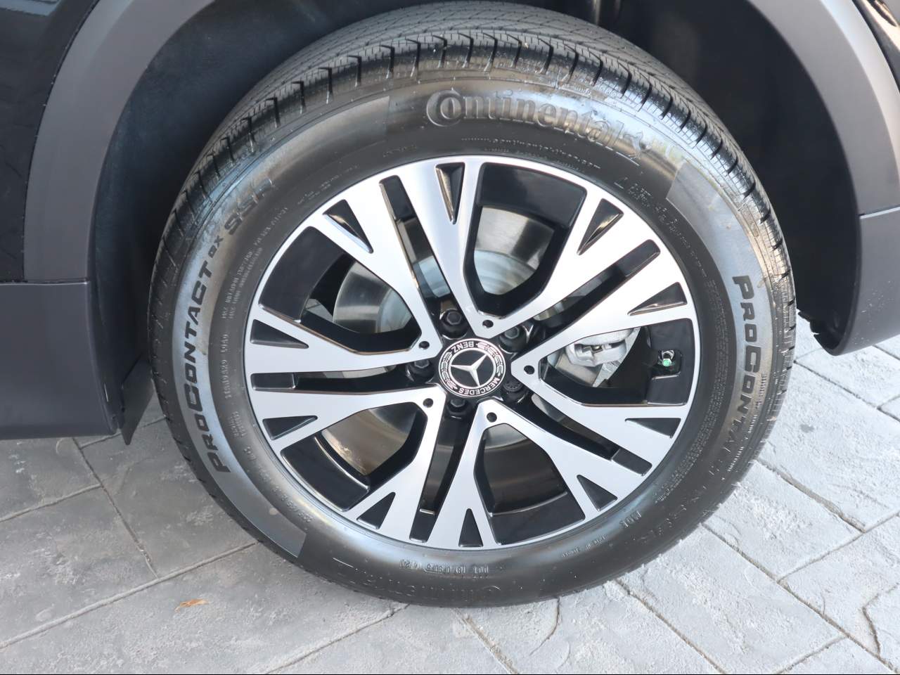 2025 Mercedes-Benz GLB 250 SUV