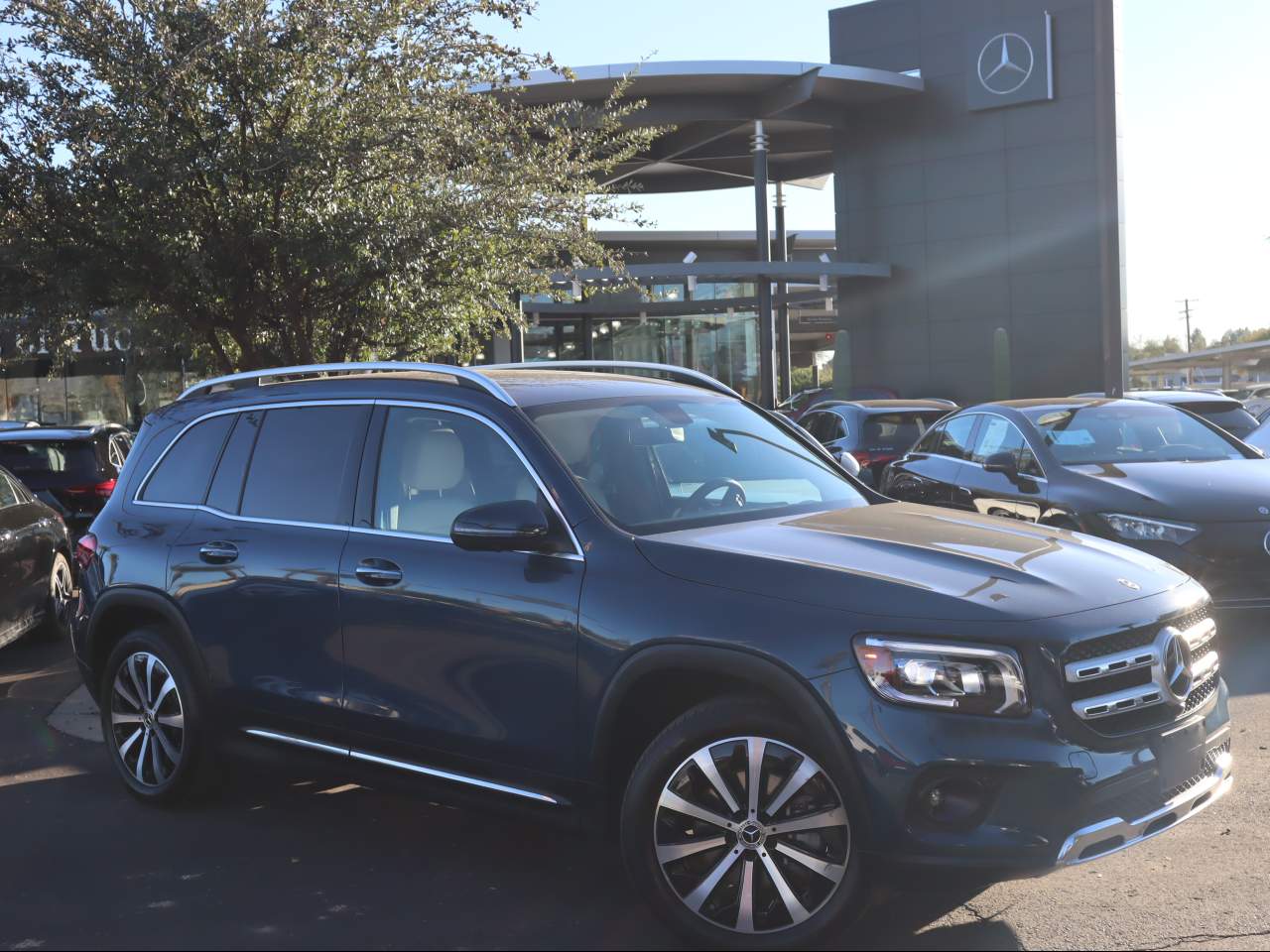 2023 Mercedes-Benz GLB 250