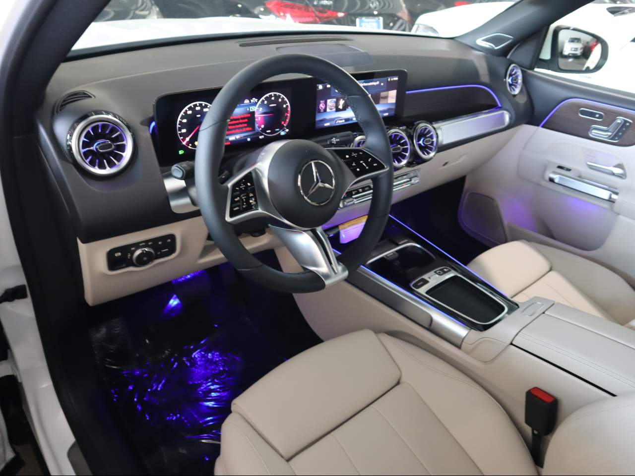 2026 Mercedes-Benz GLB GLB 250 - Photo 11