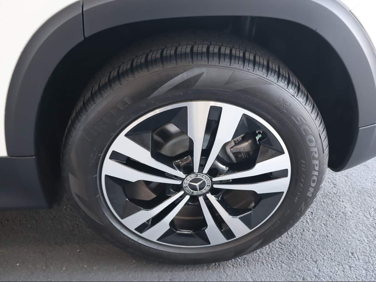 2026 Mercedes-Benz GLB 250 SUV