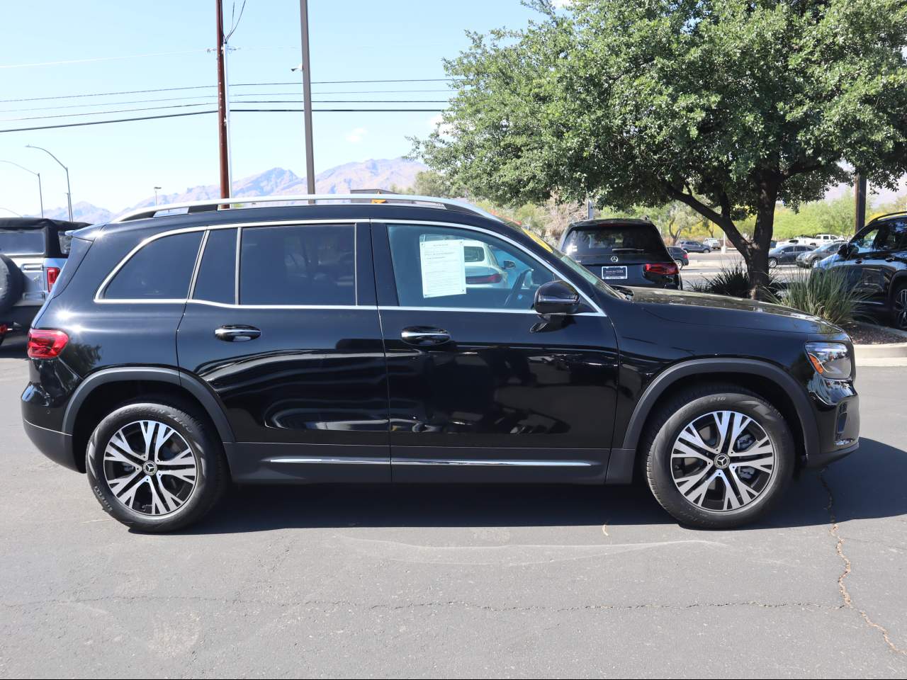 2024 Mercedes-Benz GLB 250