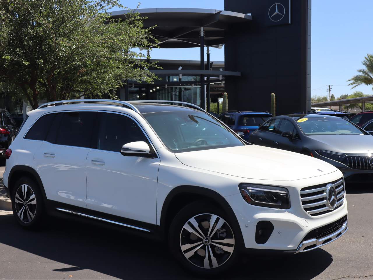 2025 Mercedes-Benz GLB 250