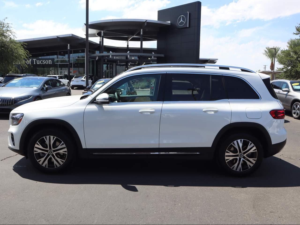 2026 Mercedes-Benz GLB GLB 250 - Photo 6