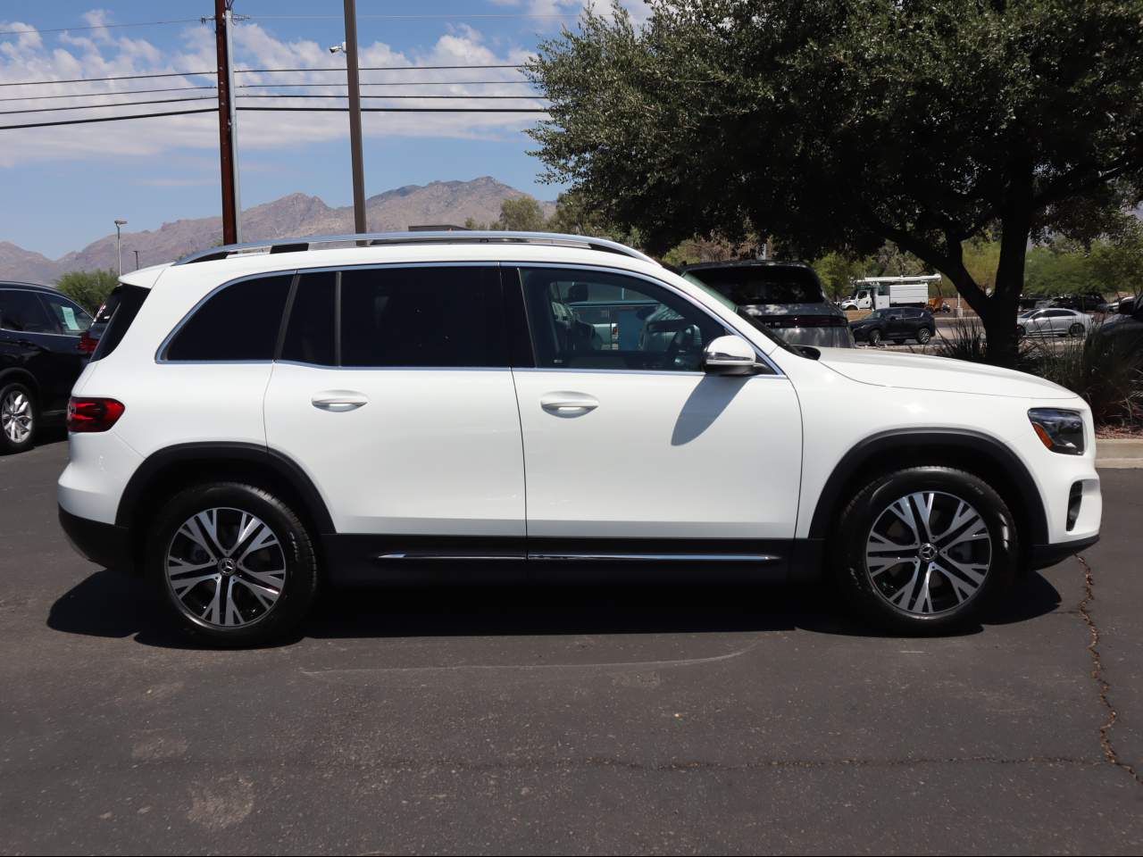 2026 Mercedes-Benz GLB 250 SUV