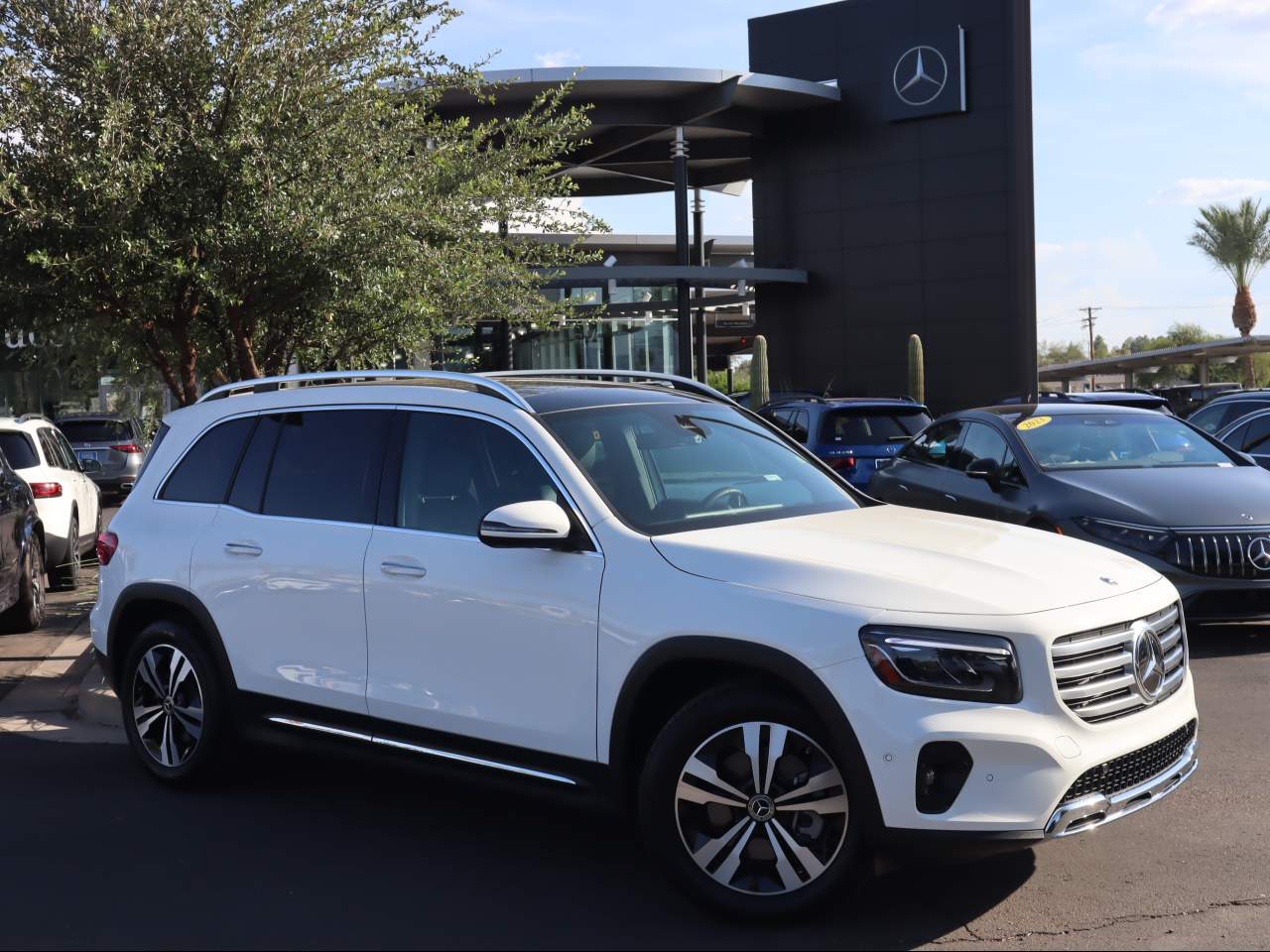 2025 Mercedes-Benz GLB 250