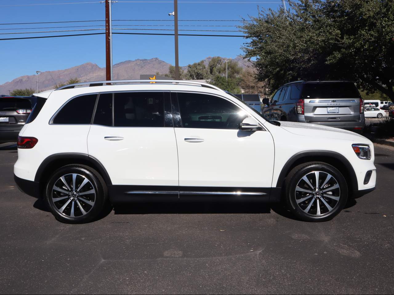 2023 Mercedes-Benz GLB 250