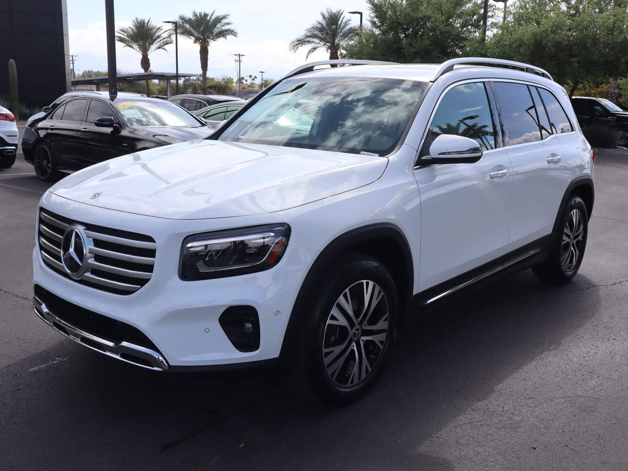 2025 Mercedes-Benz GLB Base - Photo 7