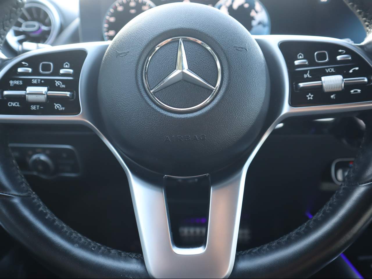 2023 Mercedes-Benz GLA 250