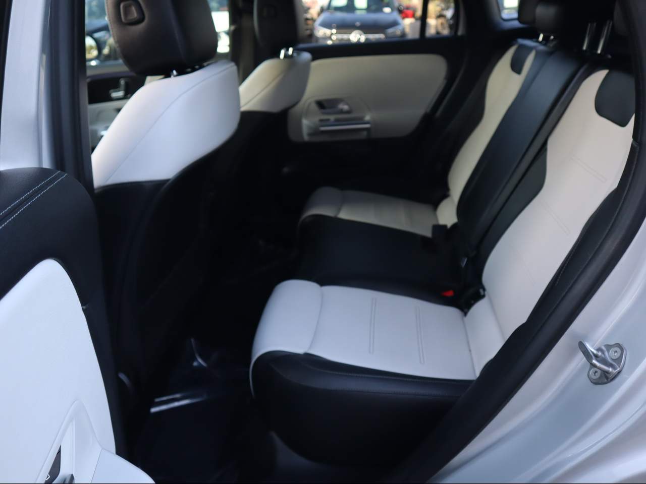 2023 Mercedes-Benz GLA 250