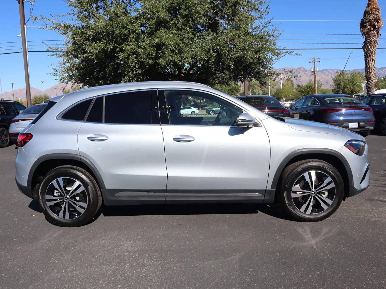 2025 Mercedes-Benz GLA 250 4MATIC SUV