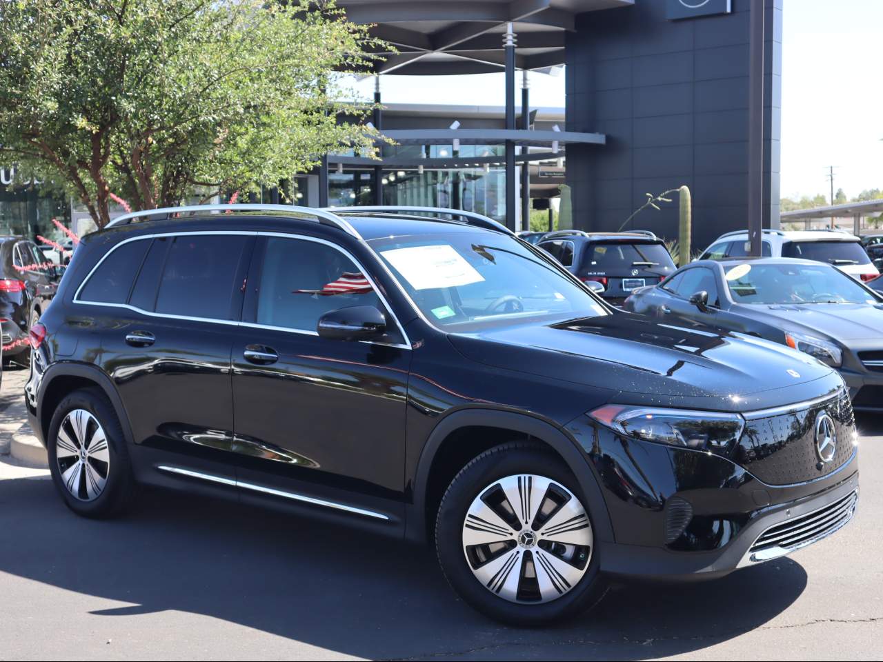 2025 Mercedes-Benz EQB 250+ SUV