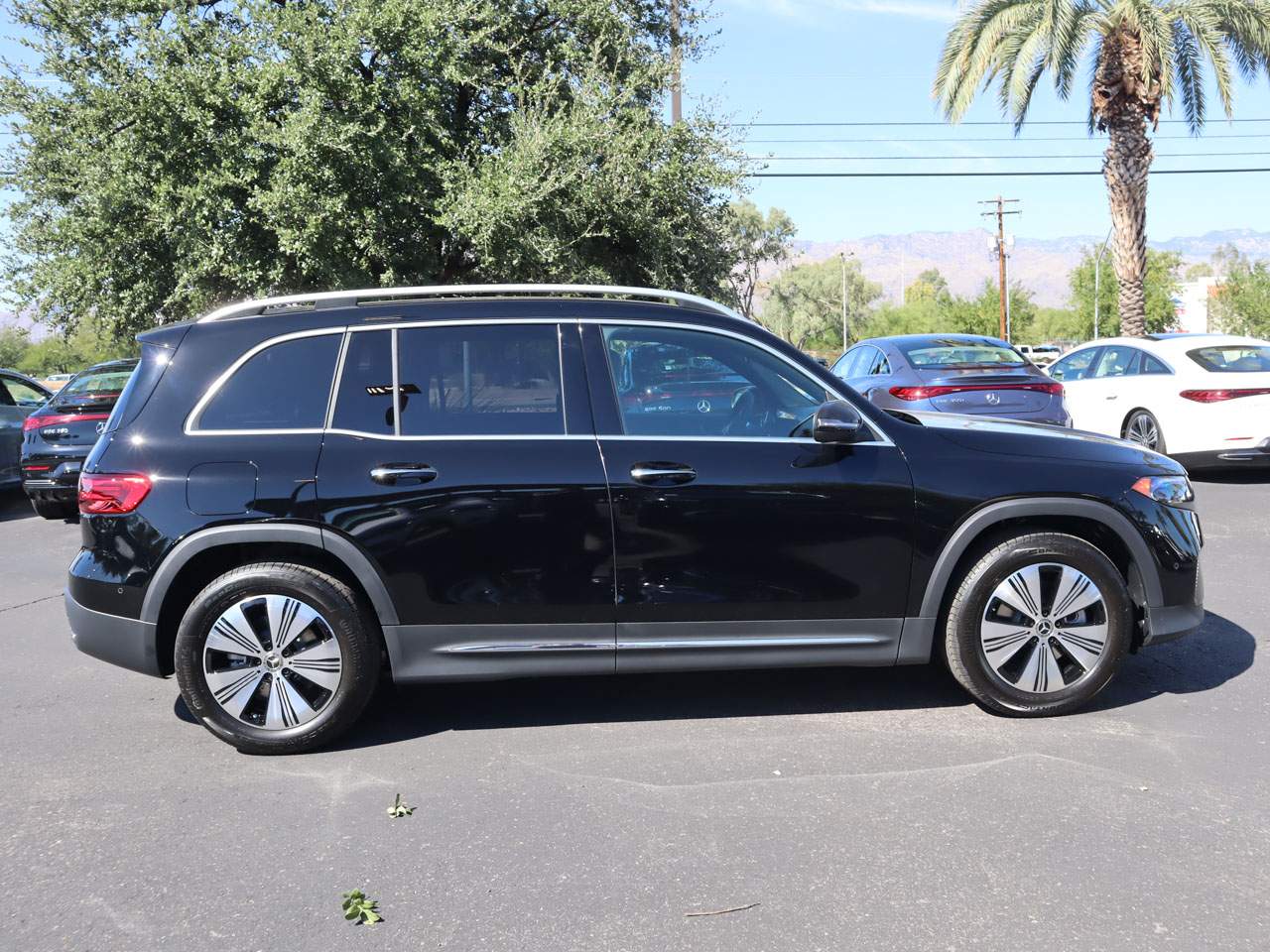 2024 Mercedes-Benz EQB 300 4MATIC SUV